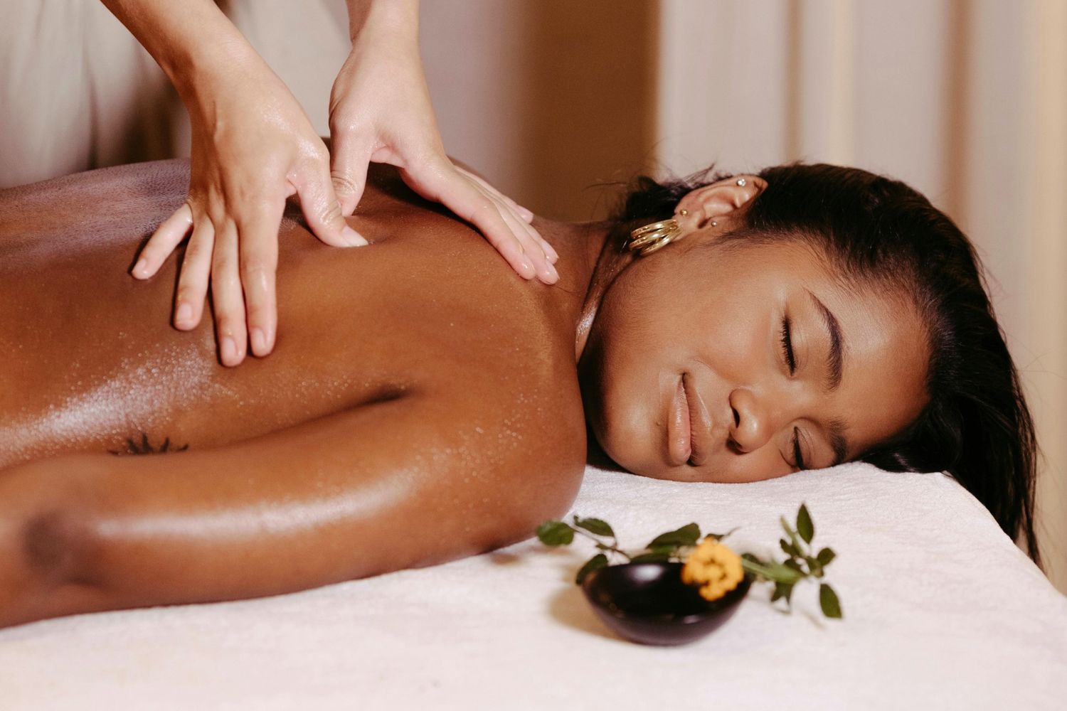 young lady enjoy Balinese Massage Spa Treatment